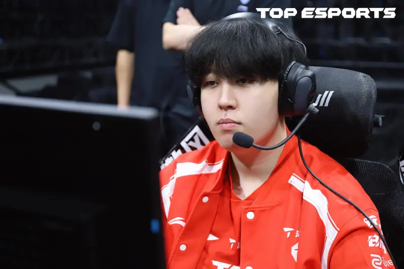 mk体育-Kanavi生涯第4次打进全球总决赛，此前成绩2次四强1次八强