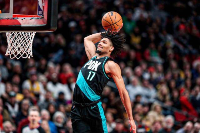 mk体育官网-篮网五大交易方案讨论：大桥非卖品？再找独行侠？